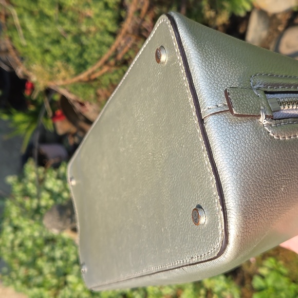 KATE SPADE EUC "Patterson Drive" Silver Dome Top Hand Satchel 11"x9"x5" - Picture 8 of 15